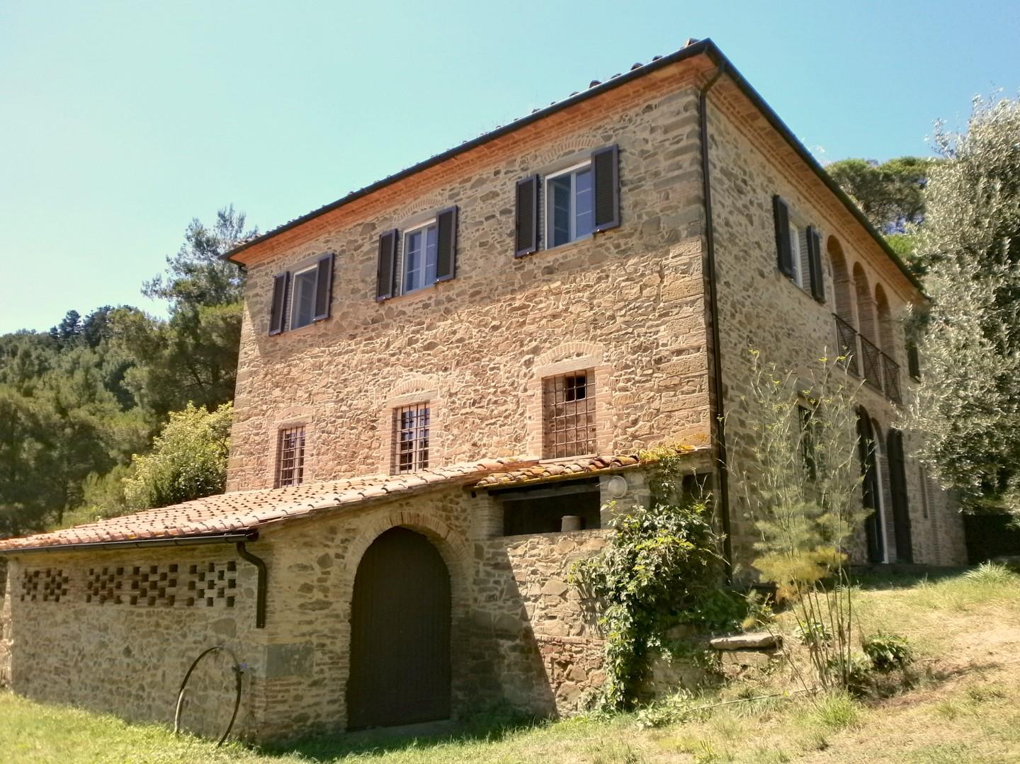 Rustico con giardino, Chianni rivalto