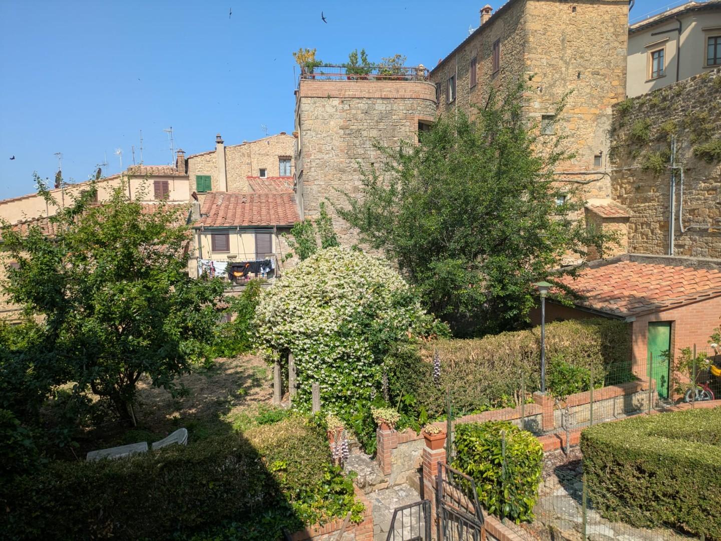 Appartamento con giardino a Volterra