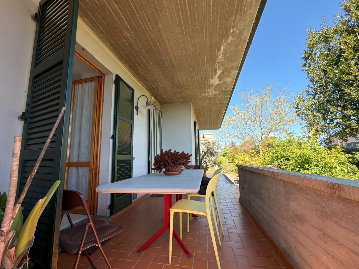 Villa con giardino a Chianni
