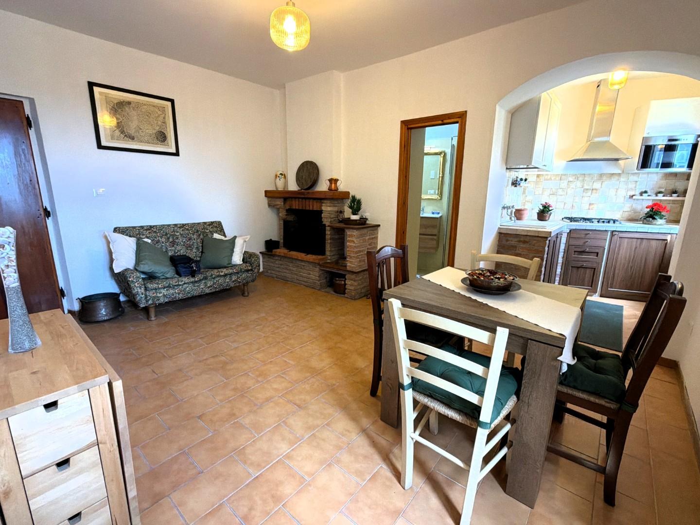 Quadrilocale con giardino a Chianni