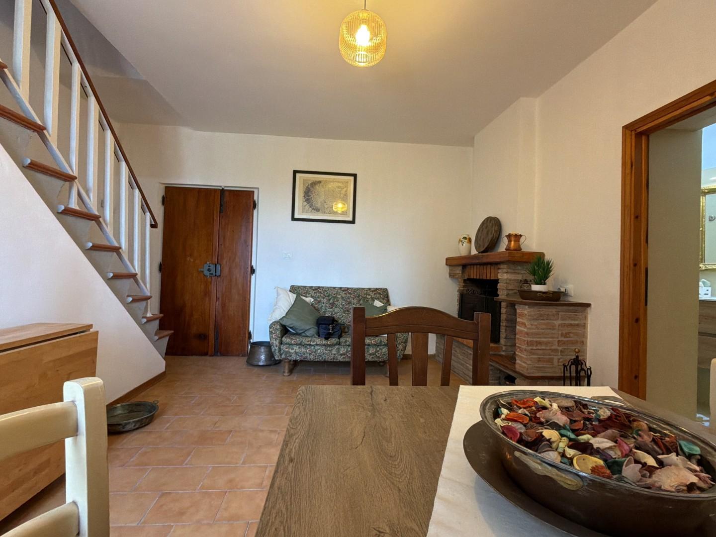 Quadrilocale con giardino a Chianni