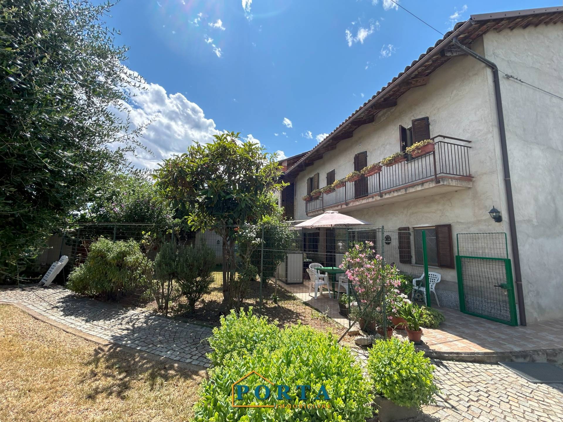 Casa singola in vendita a Lequio Tanaro, Costamagna