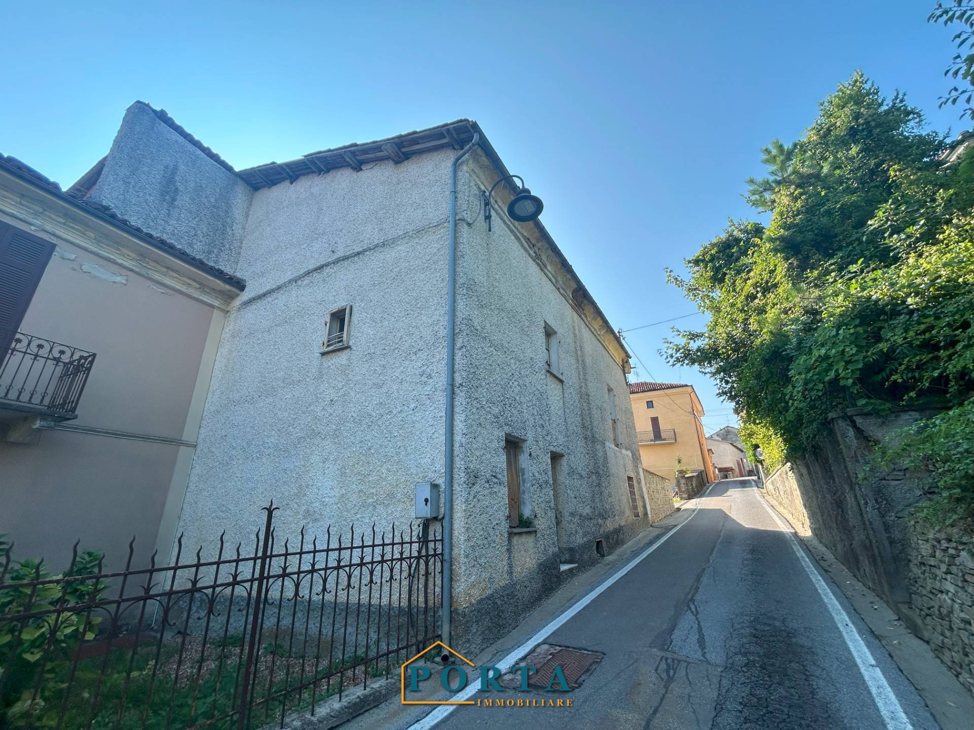 Rustico in vendita a Rocca Cigli