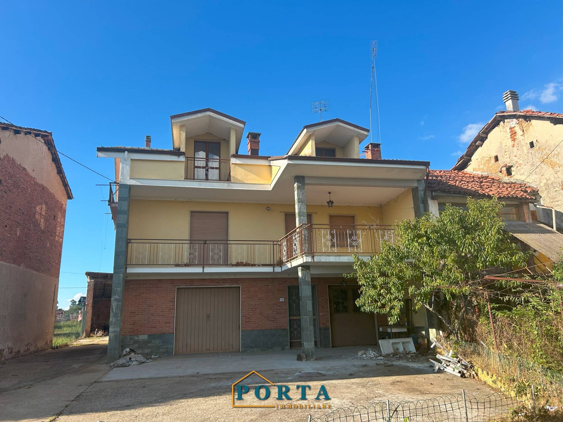 Casa singola in vendita a Magliano Alpi