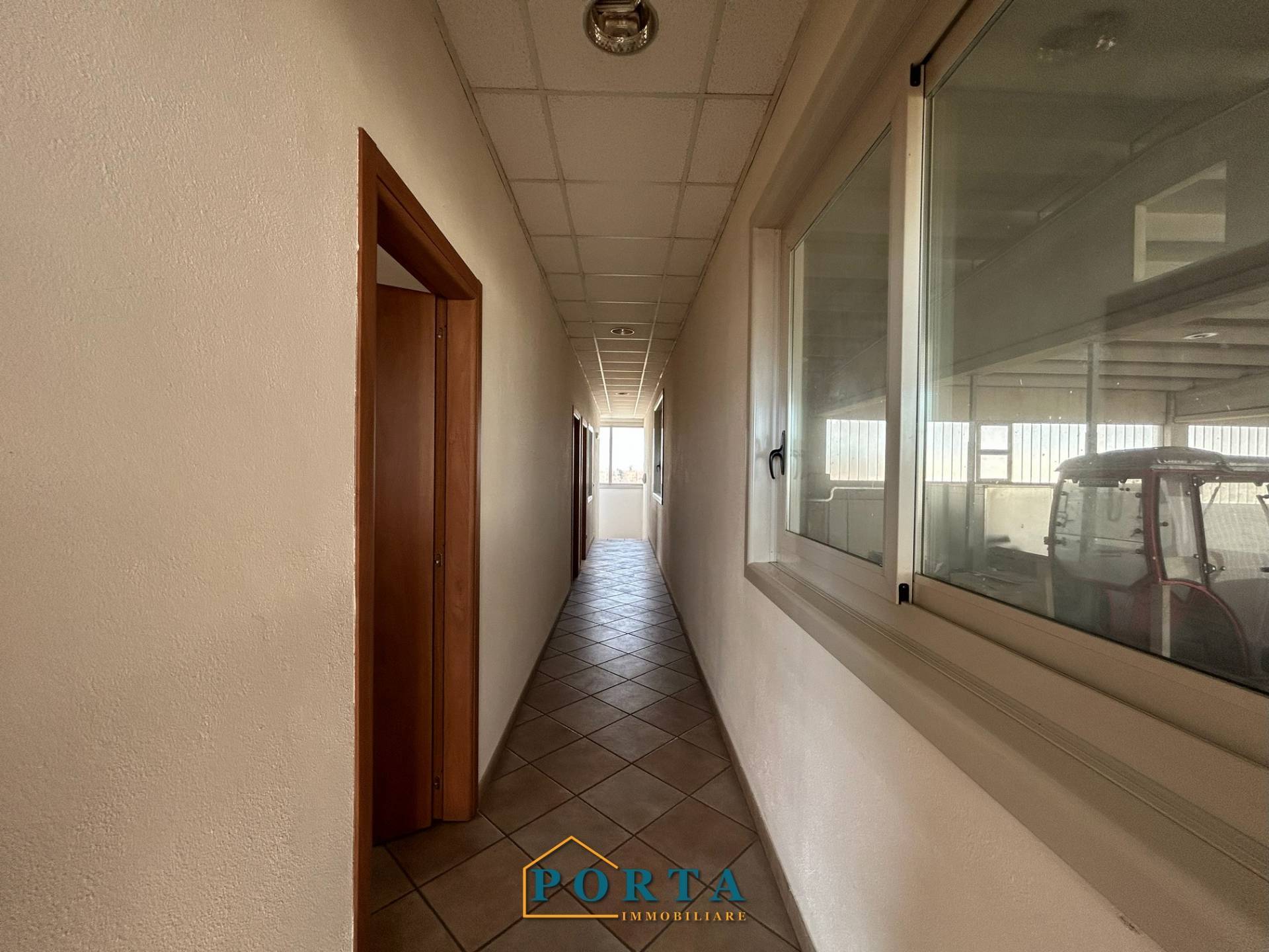 Capannone in vendita a Carr