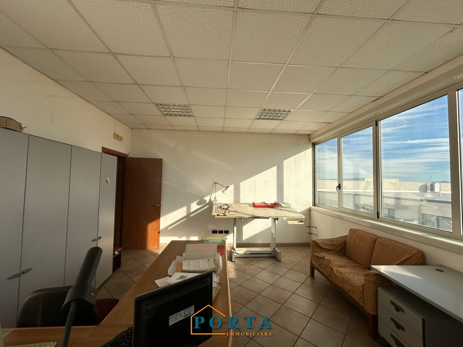 Capannone in vendita a Carr