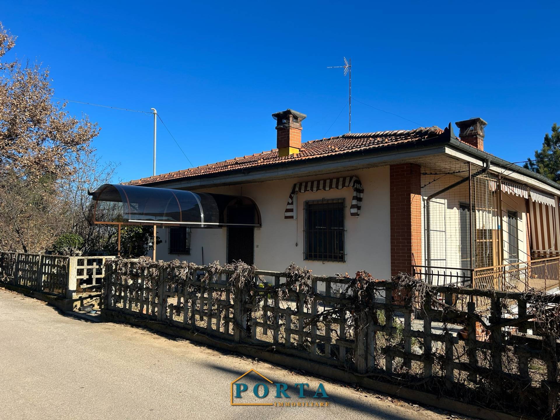 Villa in vendita a Piozzo