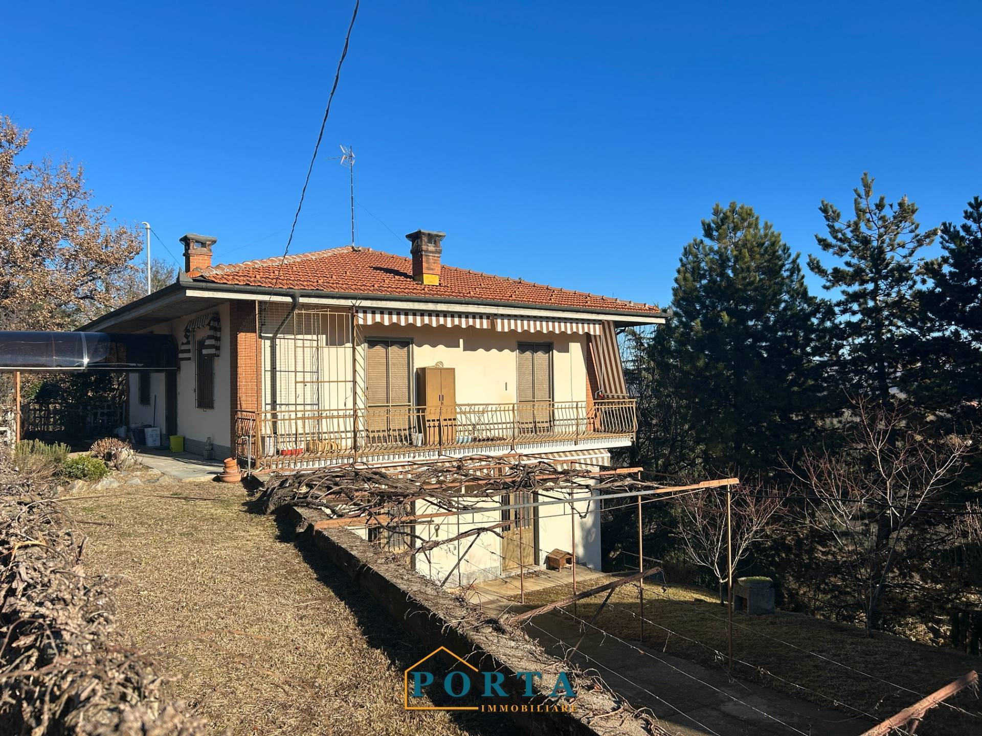 Villa in vendita a Piozzo