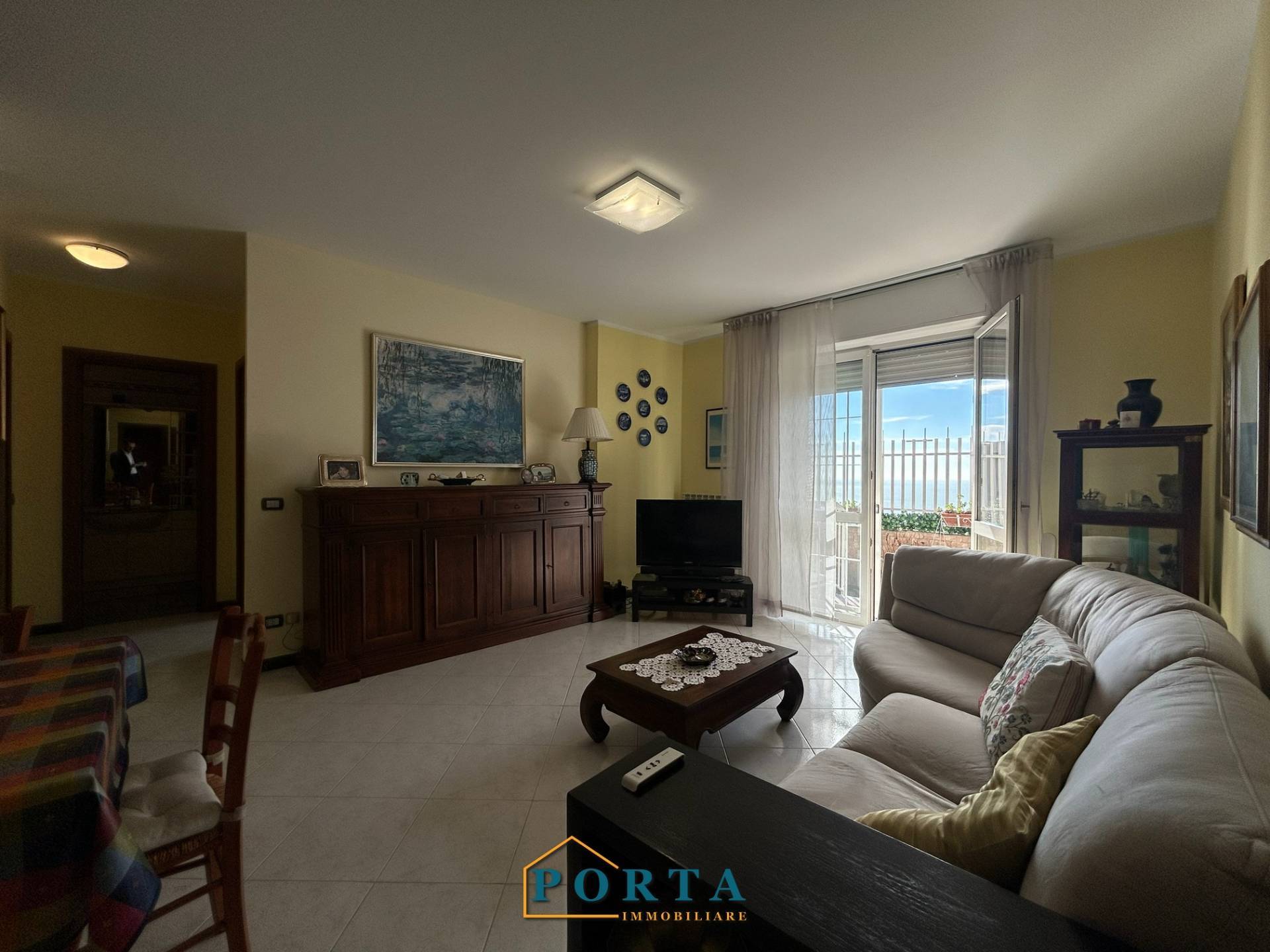 Appartamento in vendita a Genova, Quarto