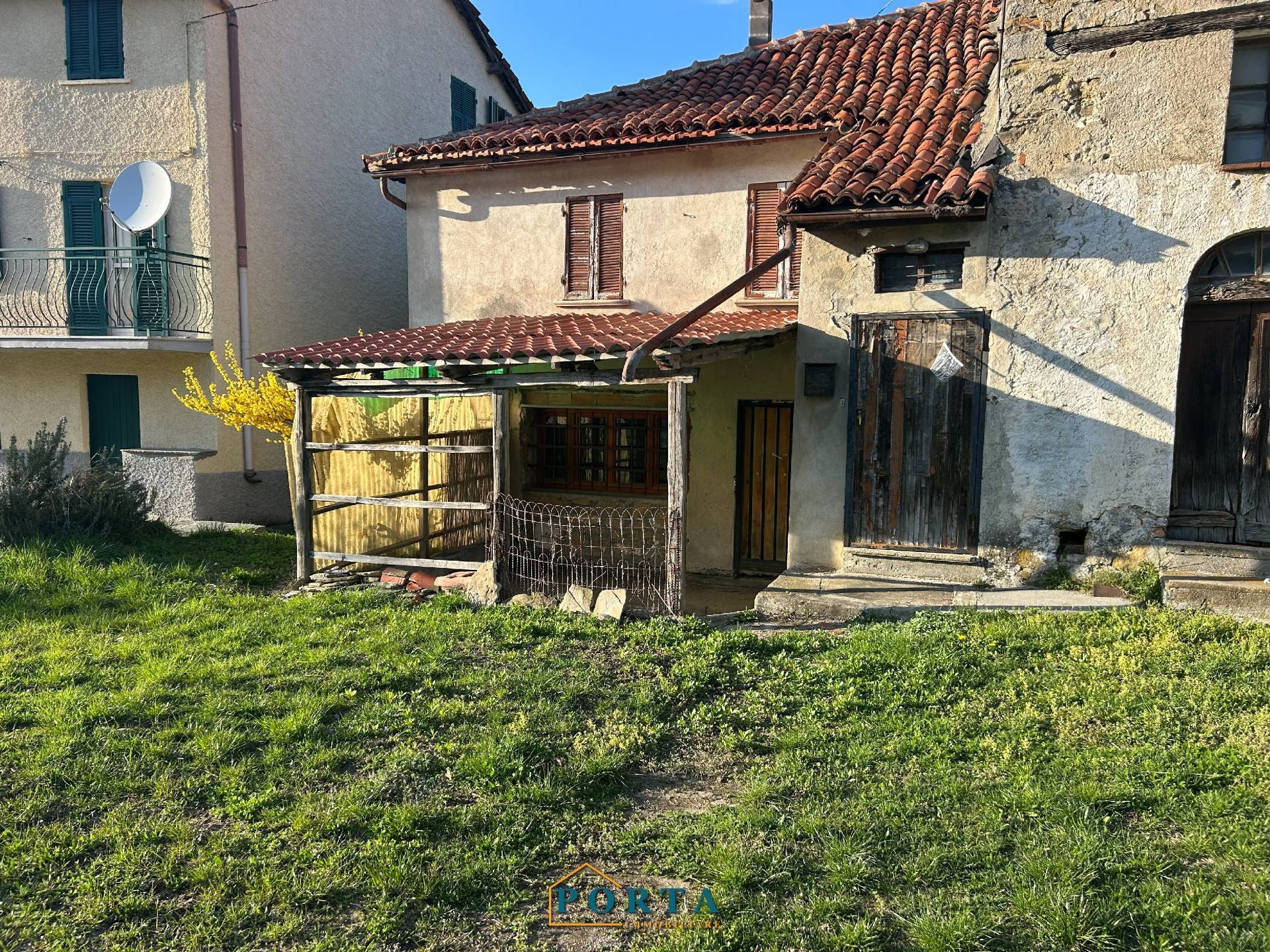 Rustico in vendita a Camerana