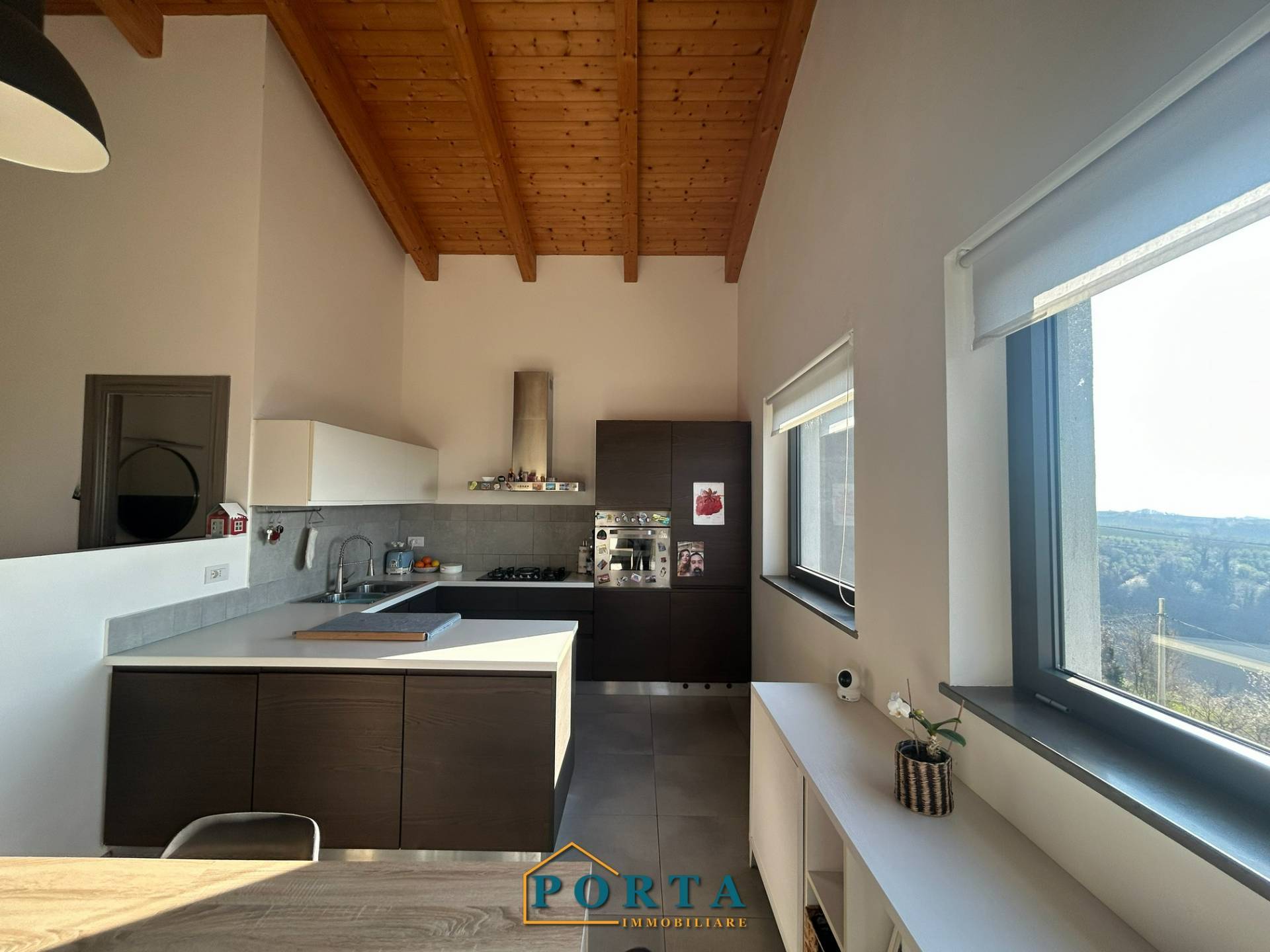 Villa in vendita a Belvedere Langhe