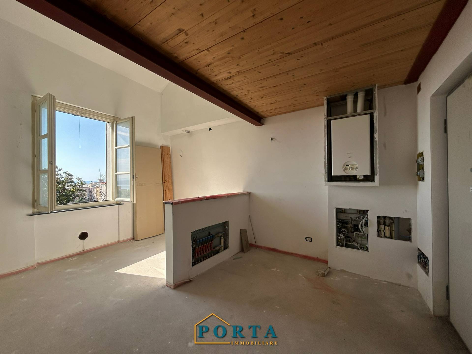 Appartamento in vendita a Savona