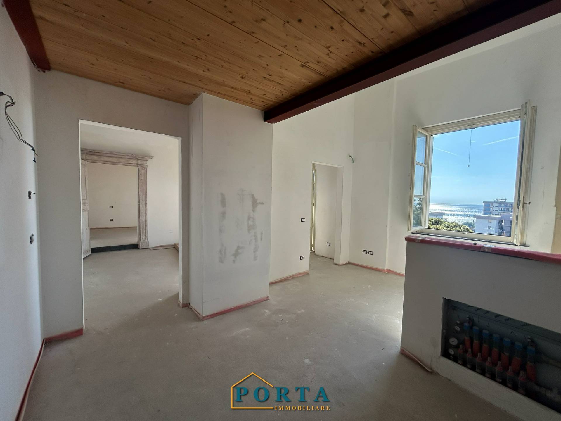 Appartamento in vendita a Savona