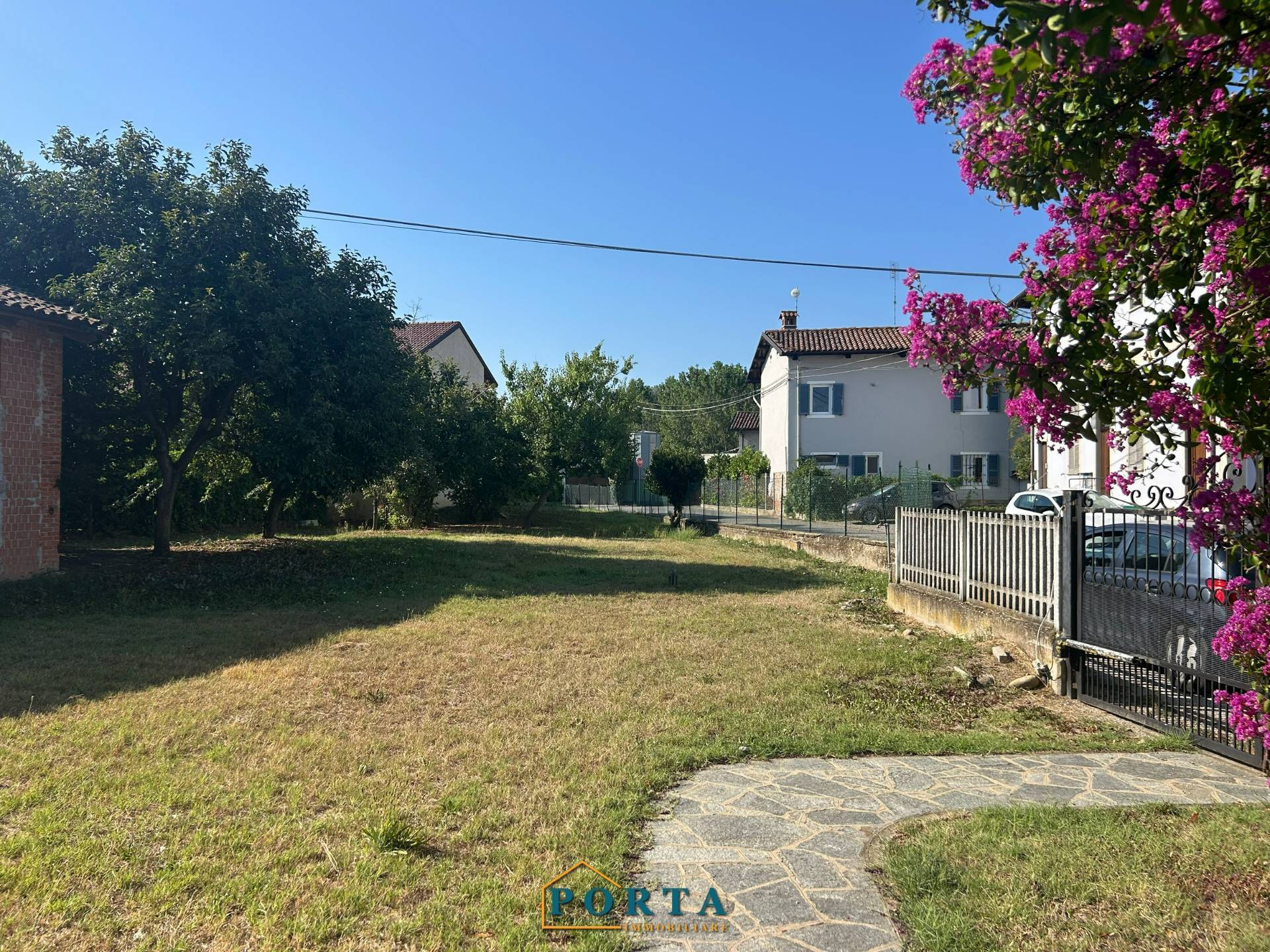 Casa indipendente in vendita a Farigliano
