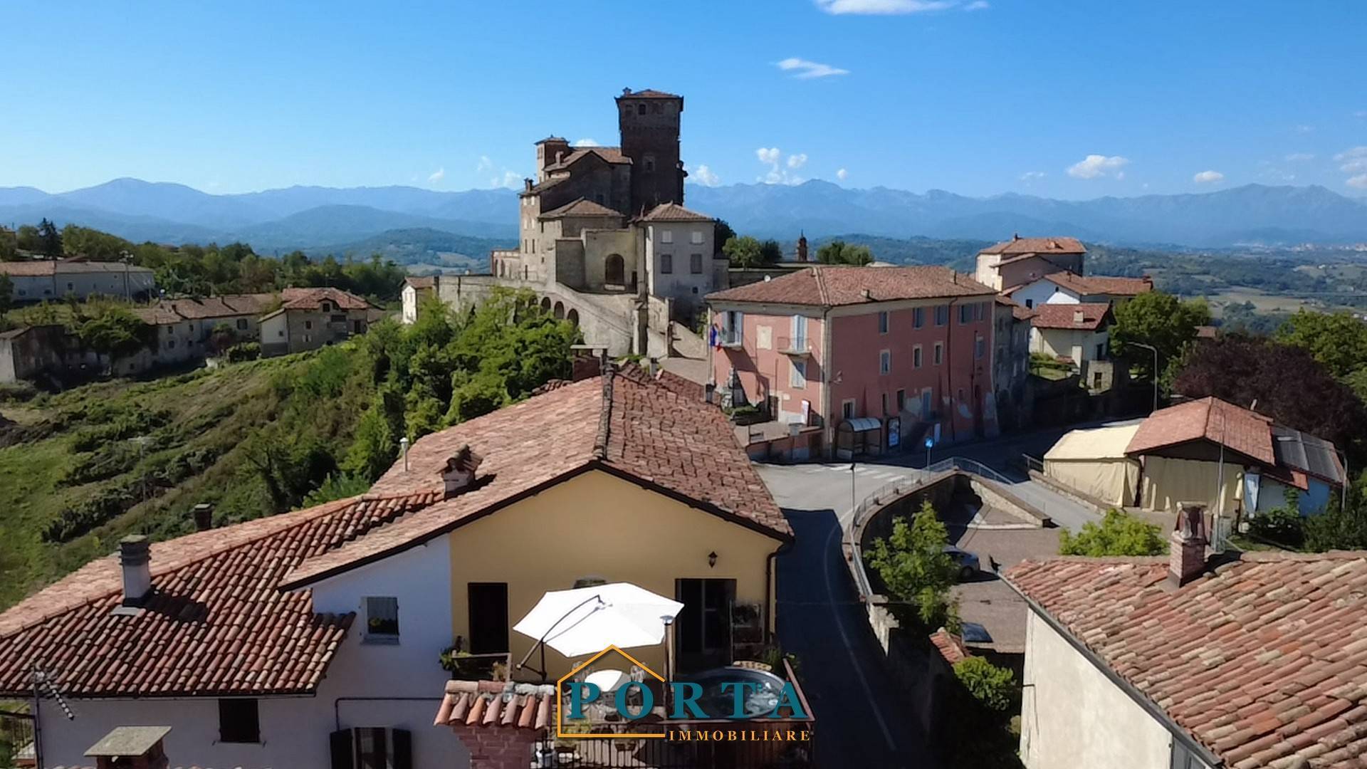 Stabile/Palazzo in vendita a Cigli