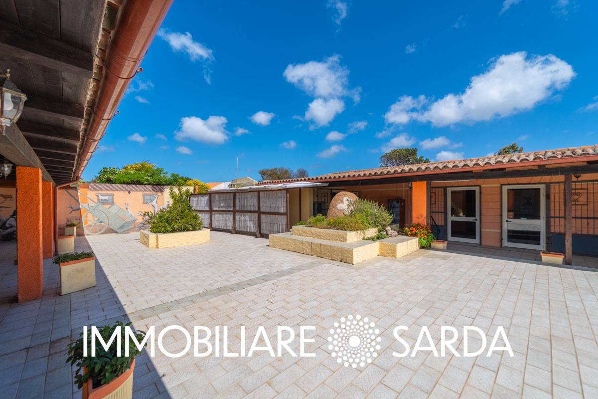 Locale commerciale in vendita a Palau