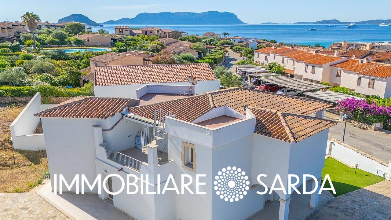 Villa in vendita a Golfo Aranci, Baia Caddinas