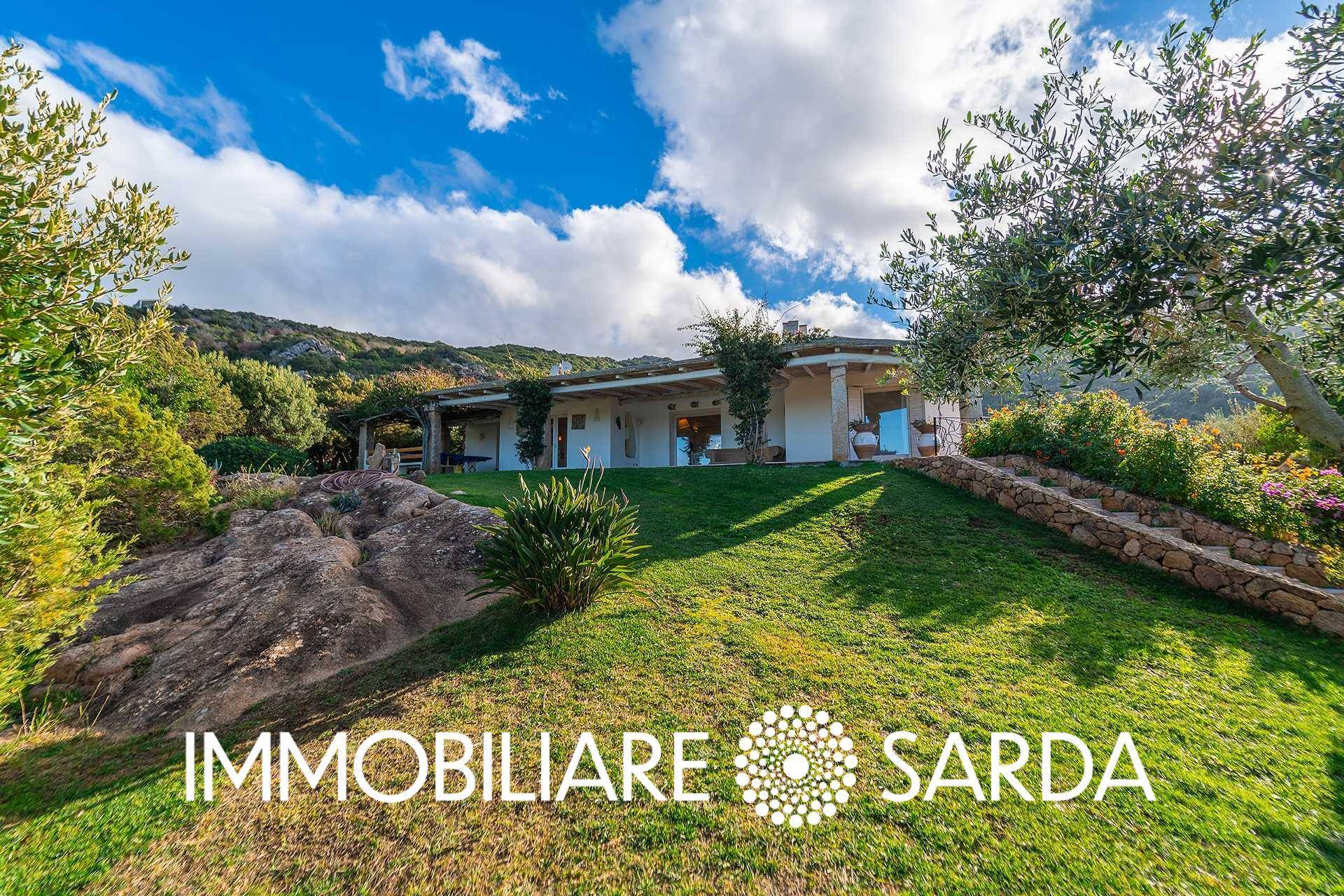 Villa in vendita a Arzachena