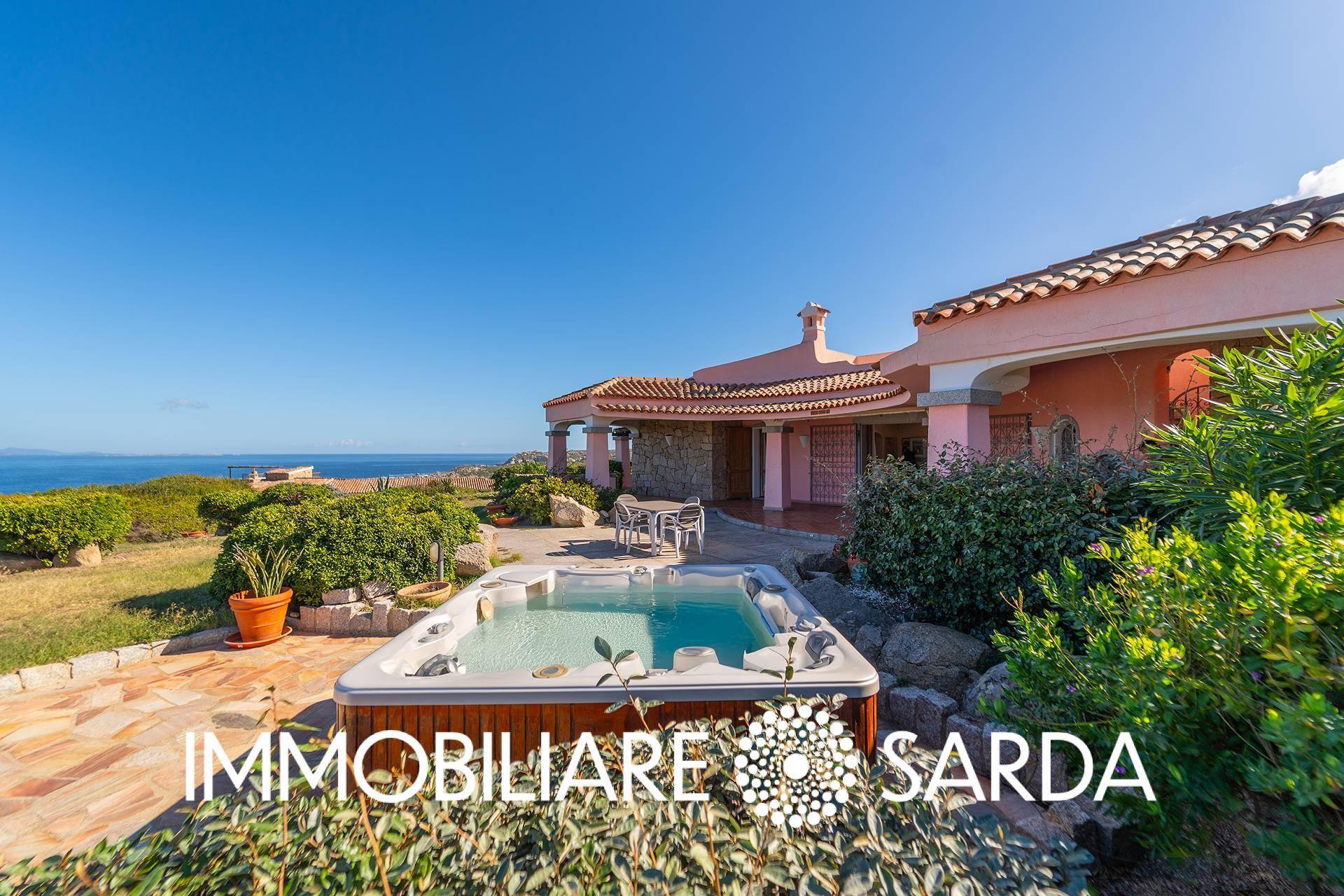 Villa in vendita a Santa Teresa Gallura