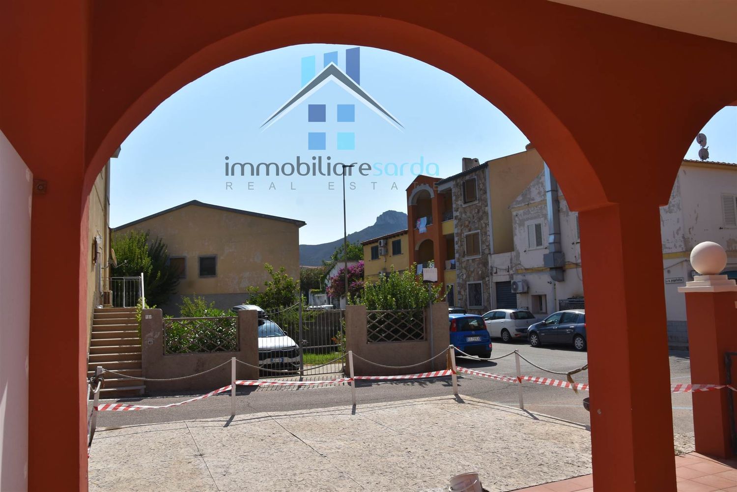 Locale commerciale in vendita a Golfo Aranci