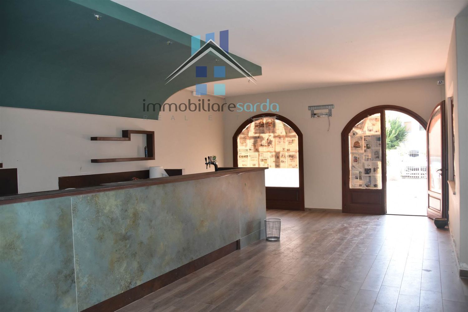 Locale commerciale in vendita a Golfo Aranci