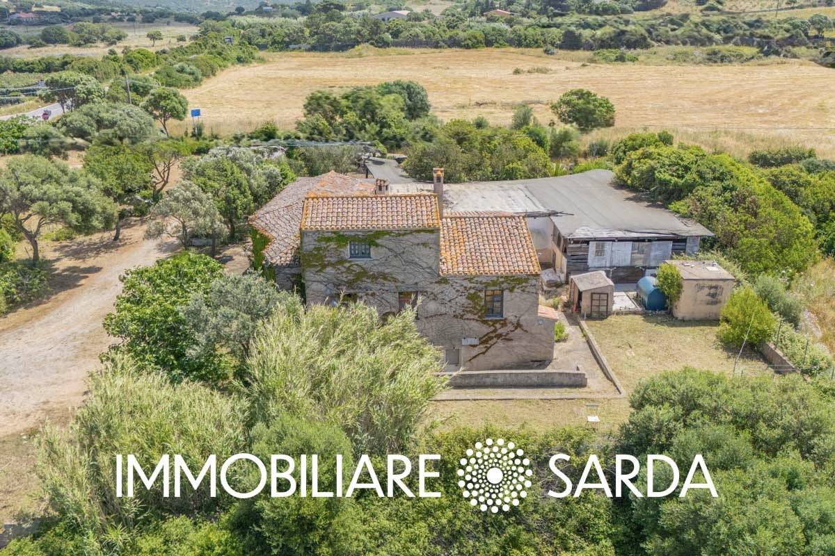 Locale commerciale in vendita a Palau