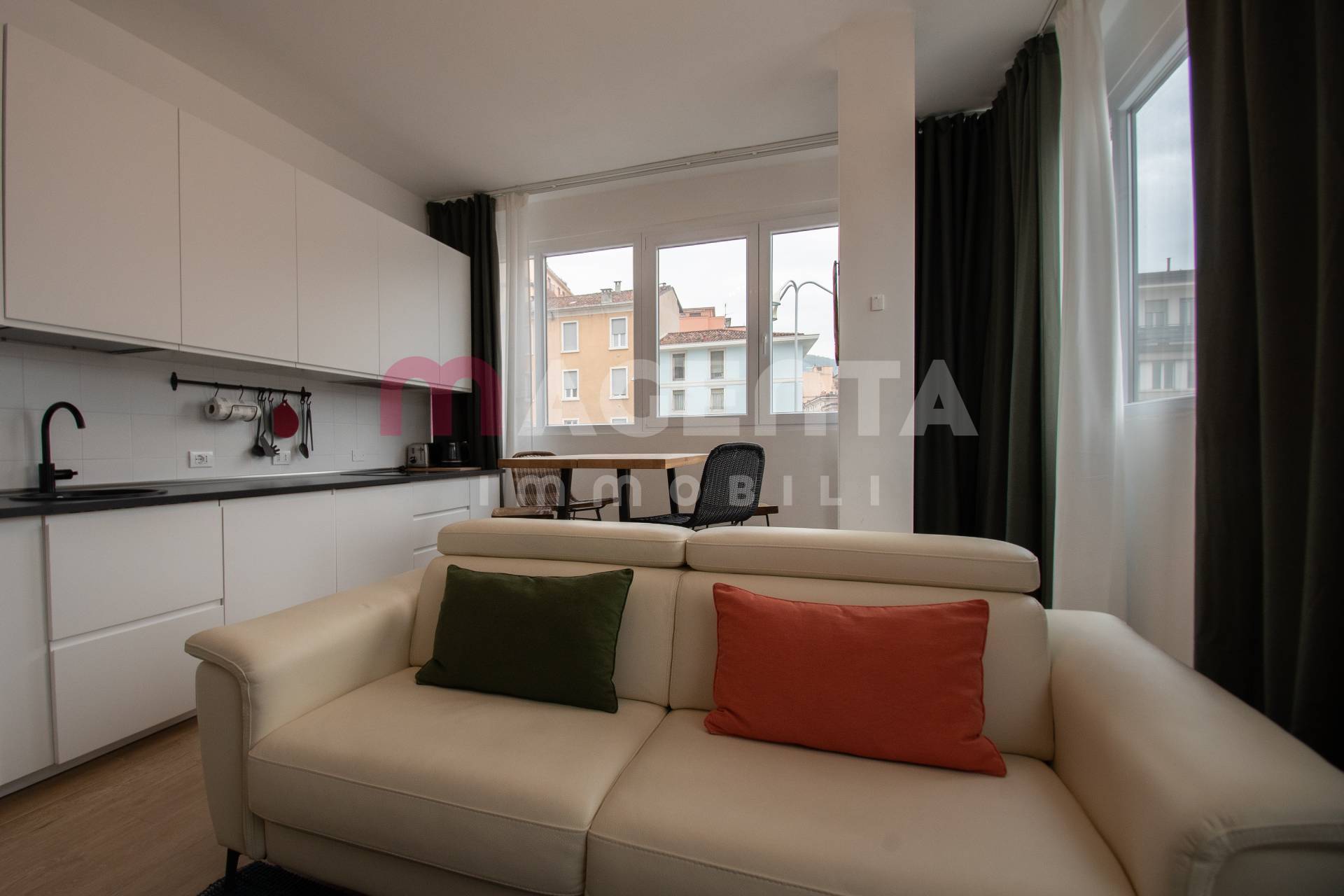 Appartamento in vendita a Brescia, Borgo Trento