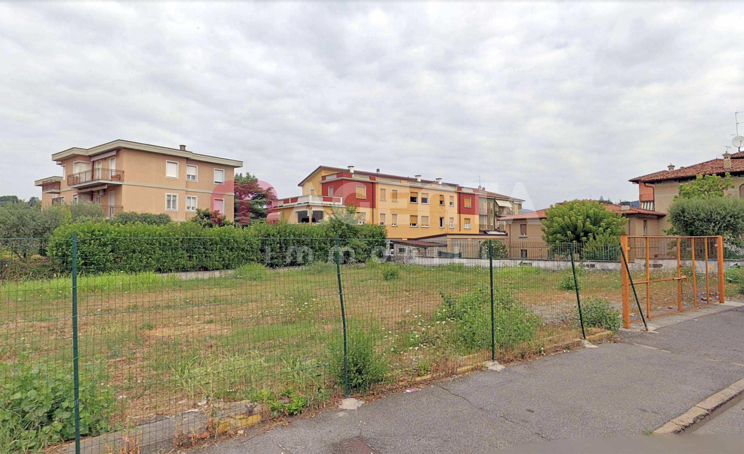 Terreno edificabile in vendita a Brescia, Urago Mella