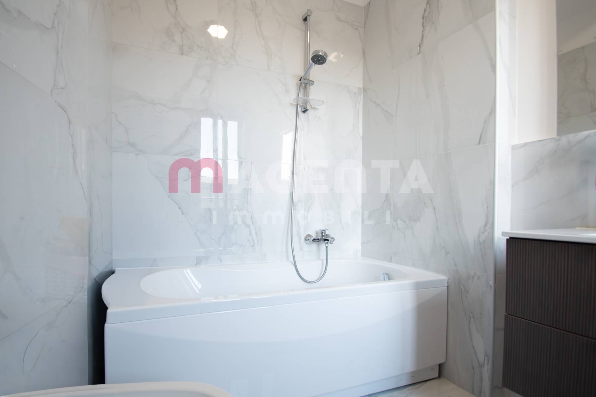 Appartamento in vendita a Brescia, Centro storico