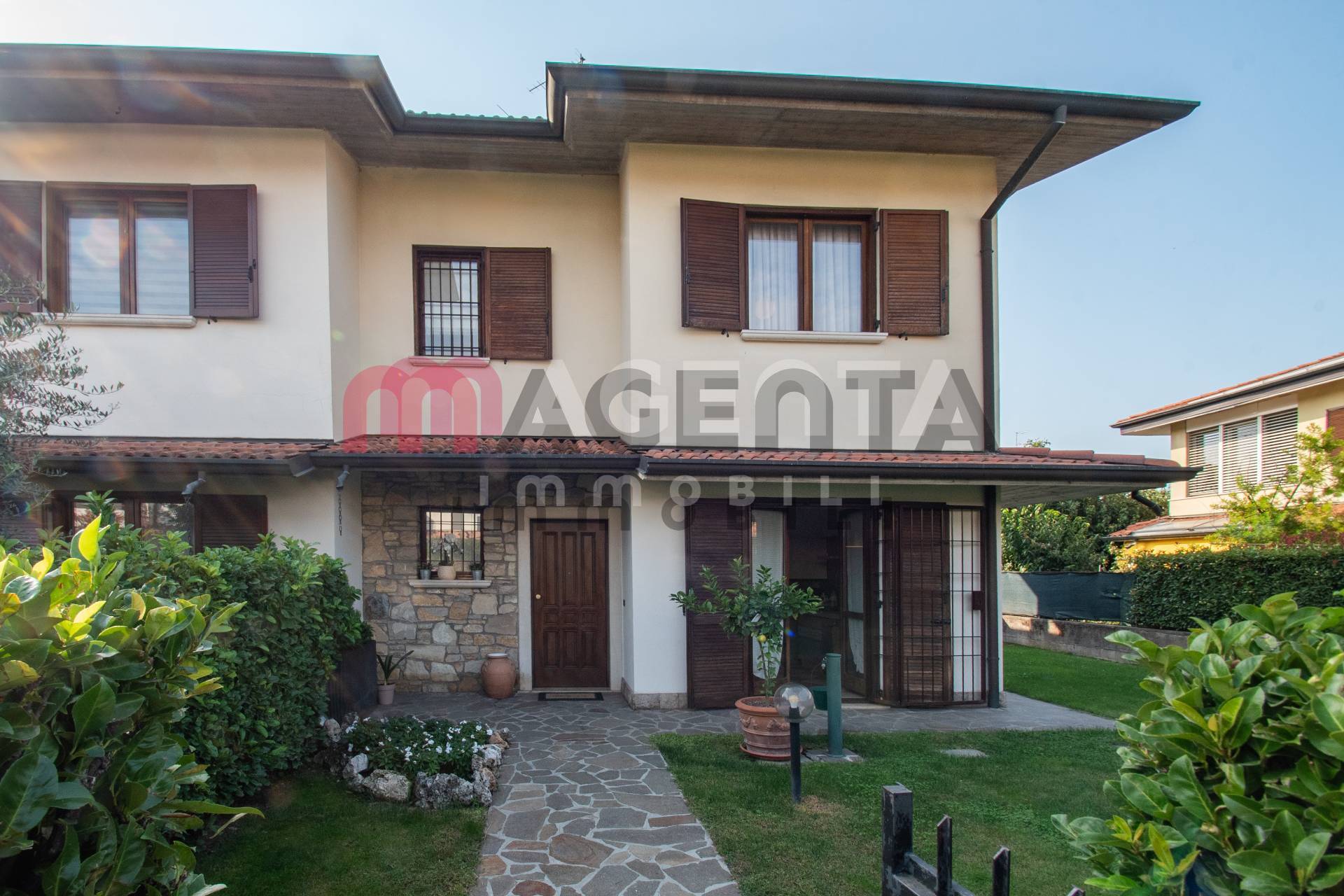 Villette a schiera in vendita a Roncadelle