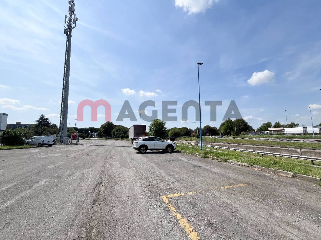 Deposito in vendita a Brescia, Chiesanuova