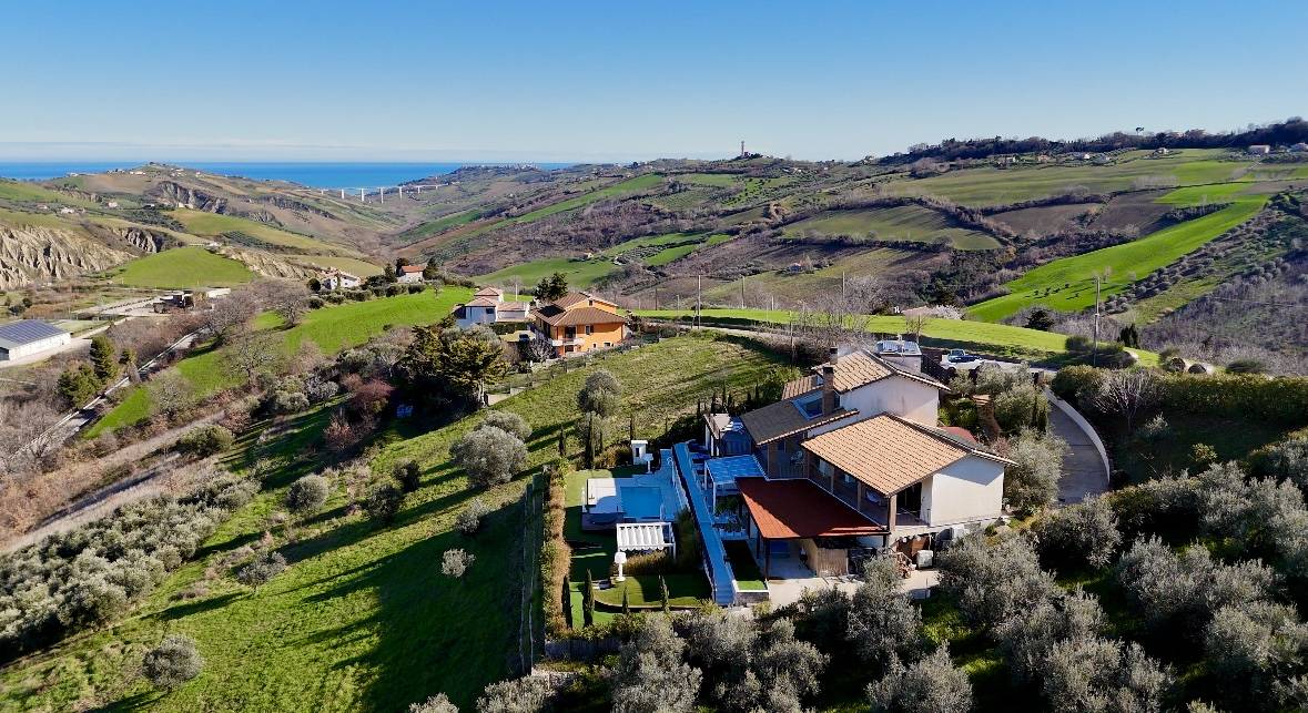 Villa in vendita a Atri