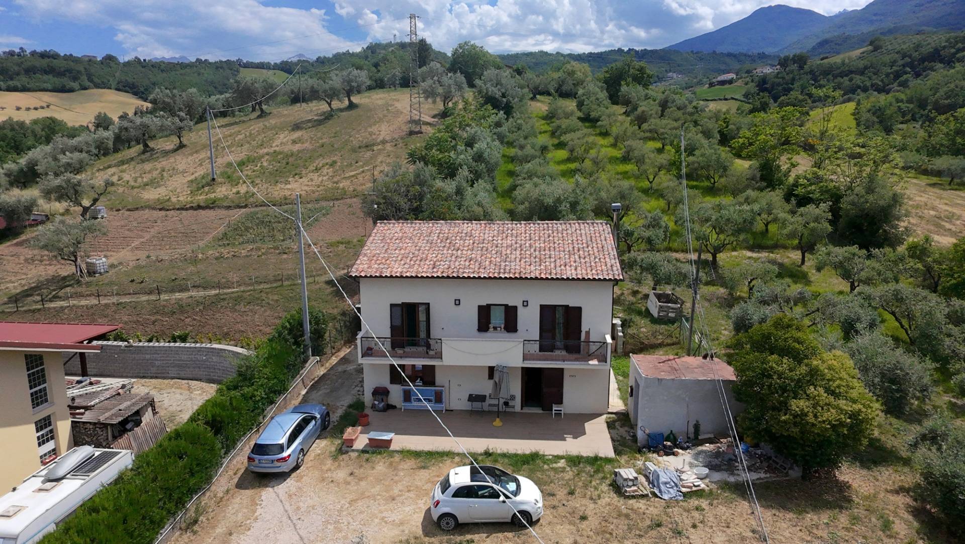 Casa singola in vendita a Montorio al Vomano