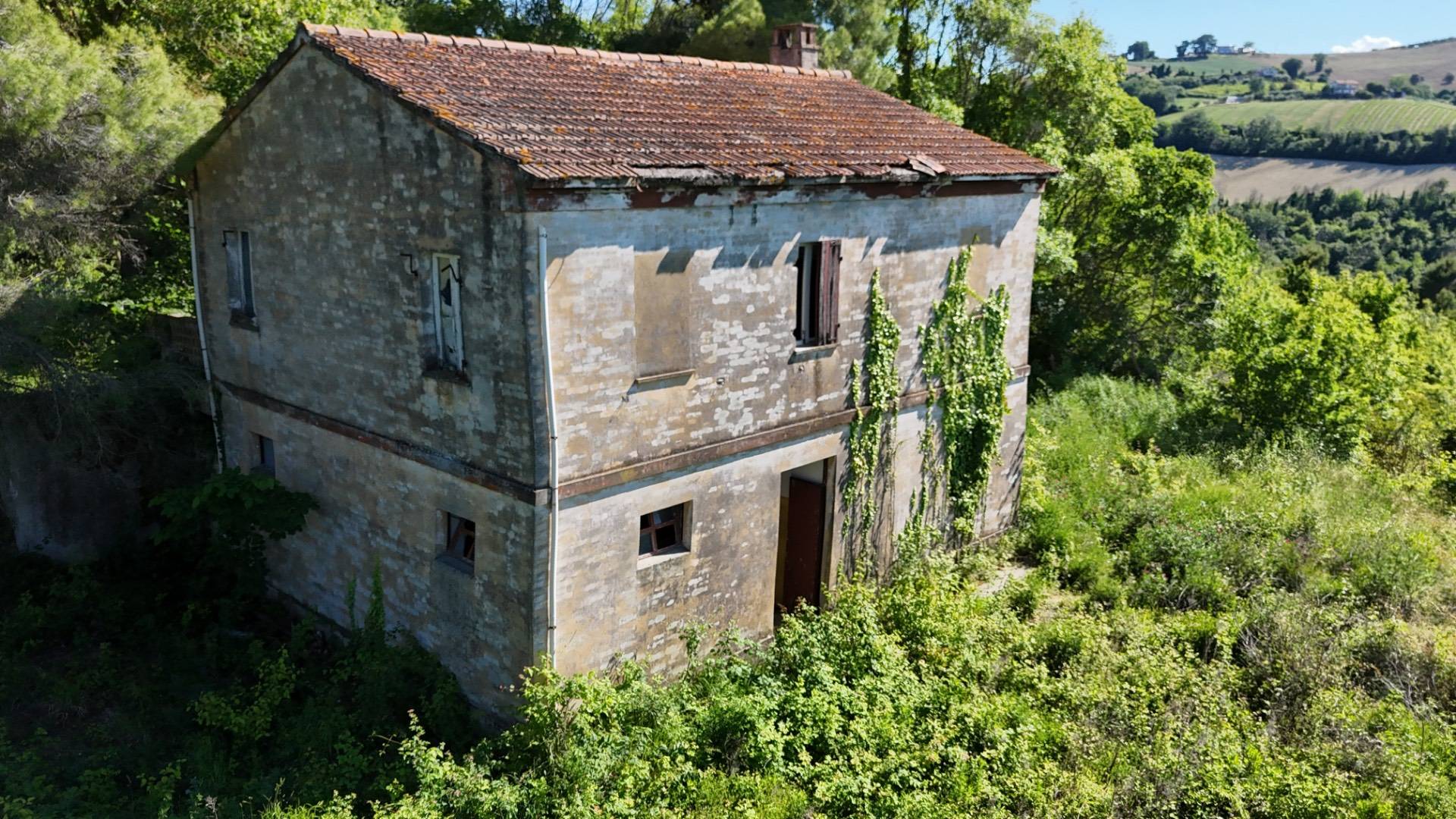 Rustico in vendita a Montefiore dell'Aso