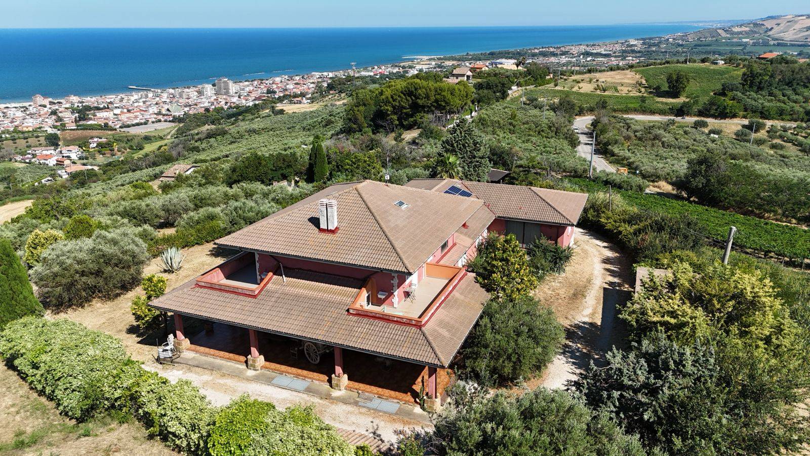 Villa in vendita a Roseto degli Abruzzi