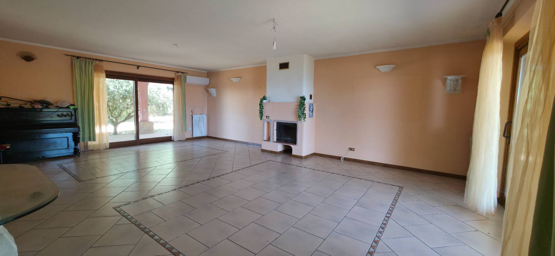 Villa in vendita a Roseto degli Abruzzi