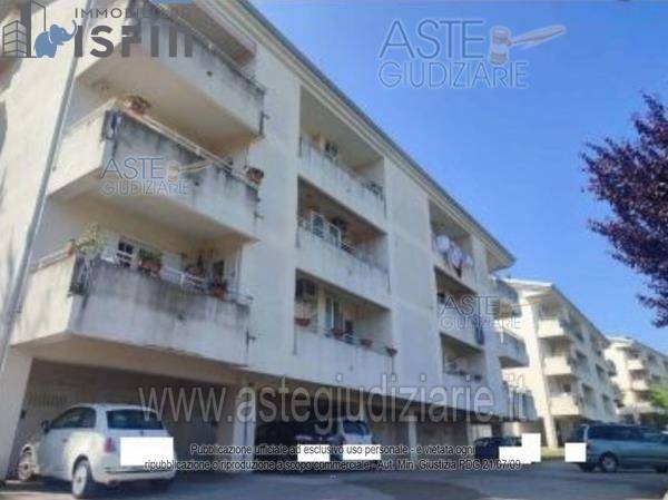 Appartamento all'asta in vendita a Rende, Saporito