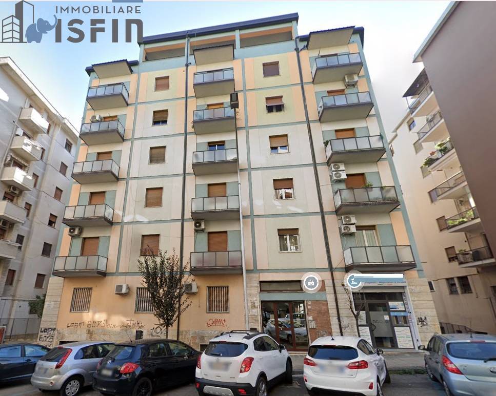 Appartamento in vendita a Cosenza, Centro