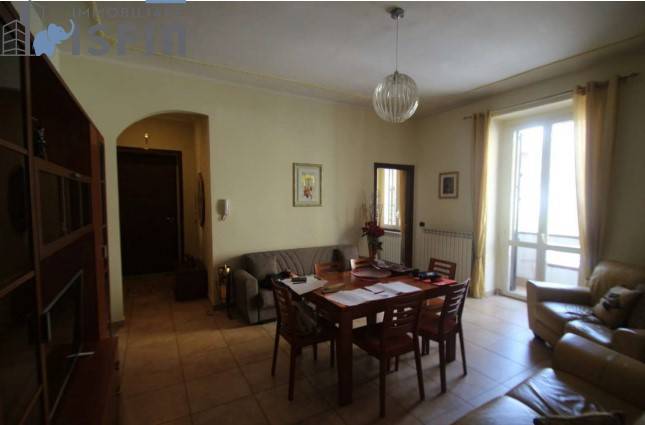 Appartamento all'asta in vendita a Cosenza, Centro