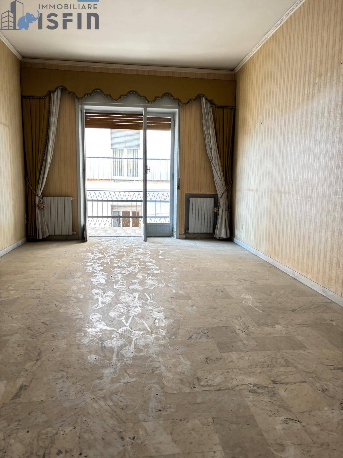 Appartamento in vendita a Cosenza, Centro