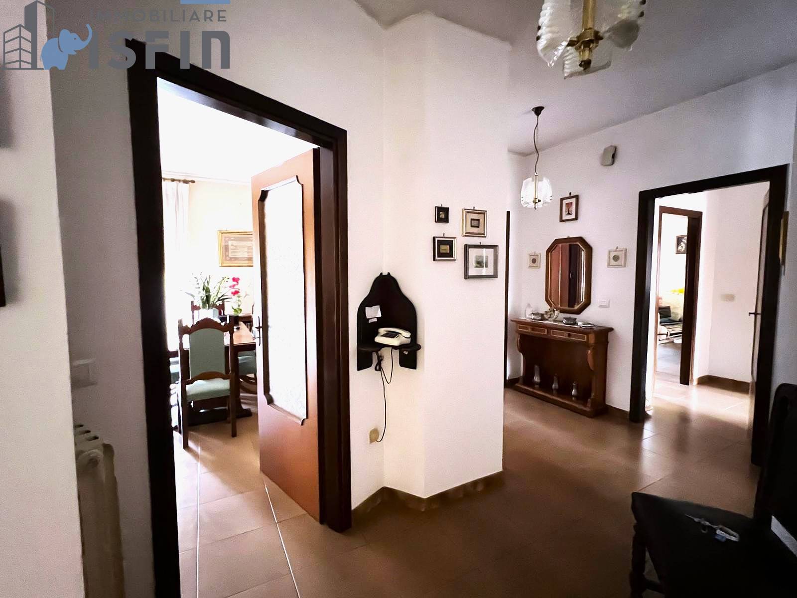 Appartamento in vendita a Cosenza, Centro