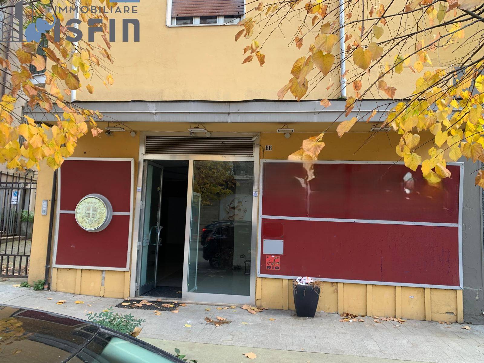 Attivit commerciale in affitto a Cosenza, Centro