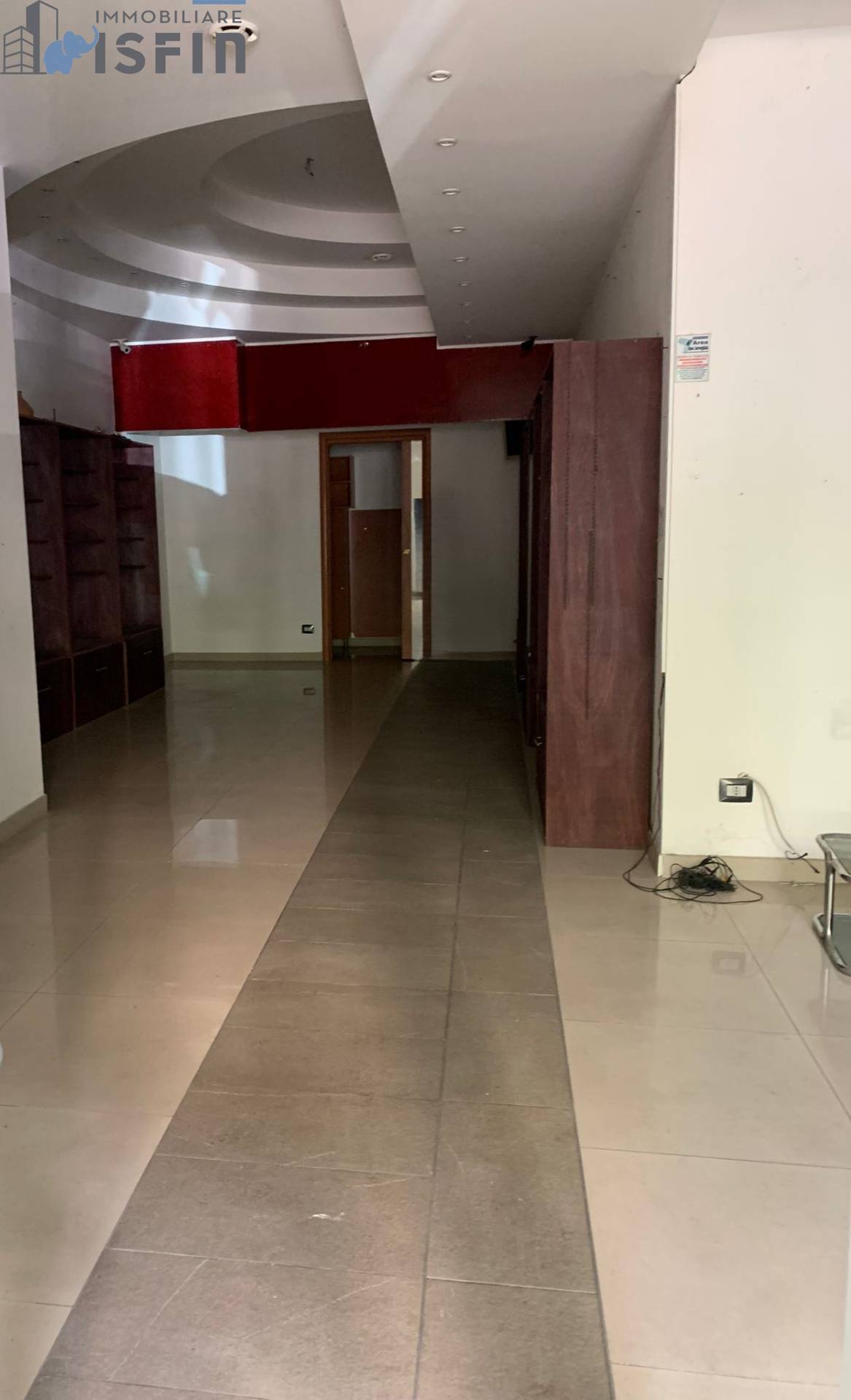 Attivit commerciale in affitto a Cosenza, Centro