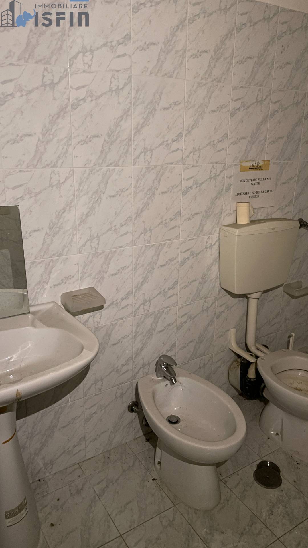 Magazzini Depositi in vendita a Cosenza, Centro