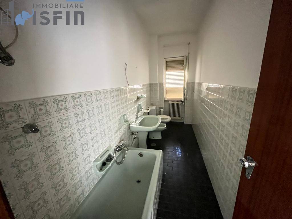 Appartamento in vendita a Cosenza, Centro