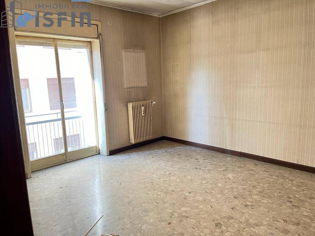 Appartamento in vendita a Cosenza, Centro