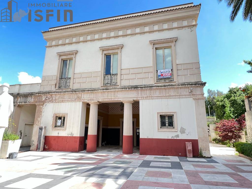 Appartamento in vendita a Cosenza, Centro