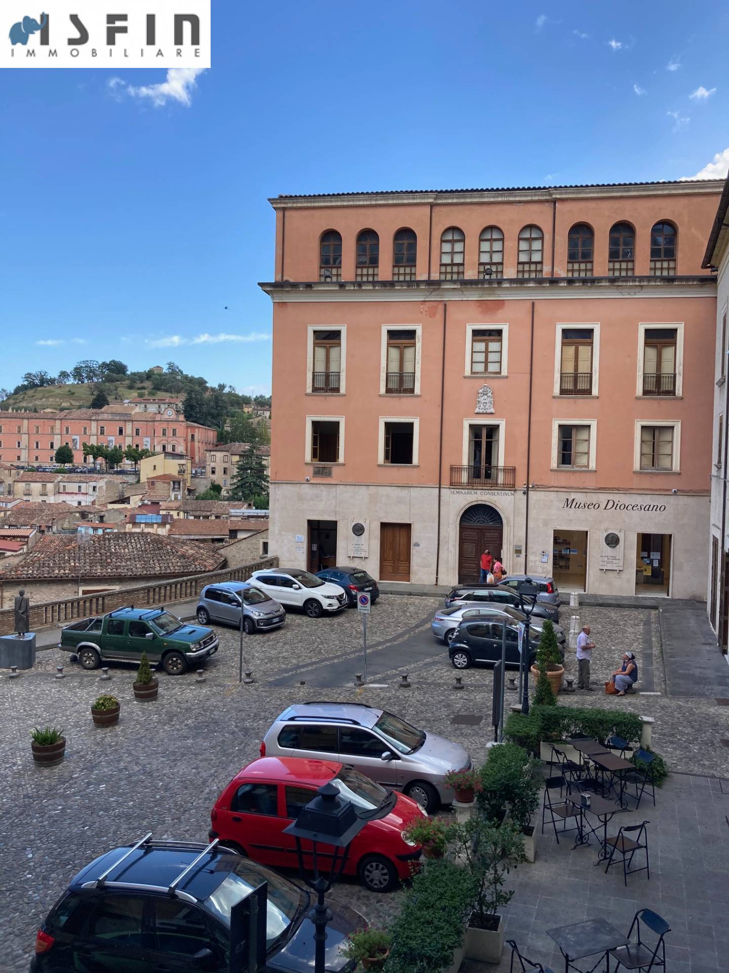 APPARTAMENTO/ USO UFFICIO in vendita a Cosenza, Centro Storico
