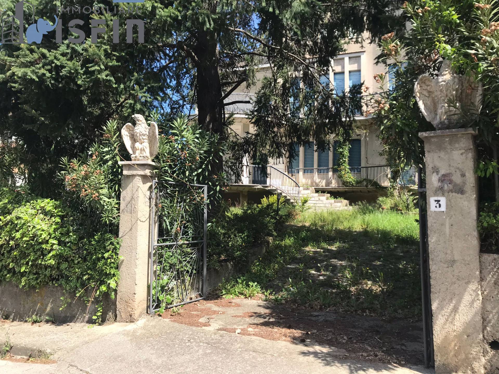 Villa in vendita a Rovito