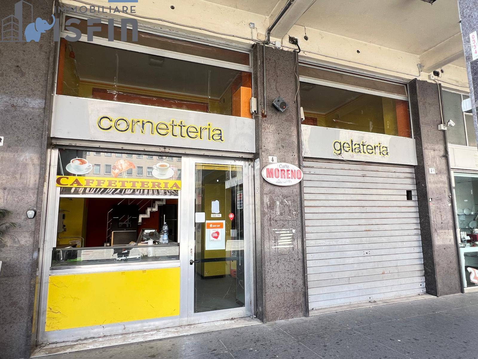 Locale commerciale in vendita a Cosenza, Centro